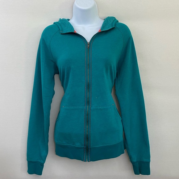 teal north face hoodie